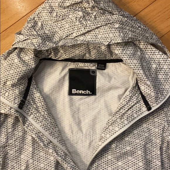 Bench Jacket - Picture 3 of 3